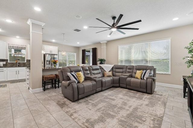 14304 PARKSIDE RIDGE WAY, Lithia, FL 33547