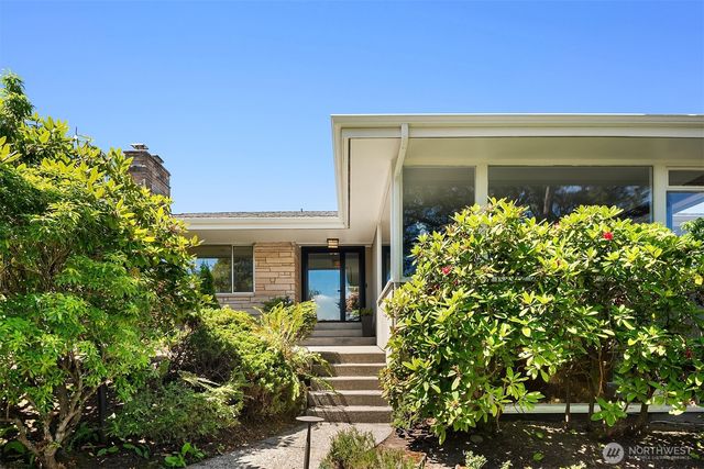 5757 64th Avenue NE, Seattle, WA 98105