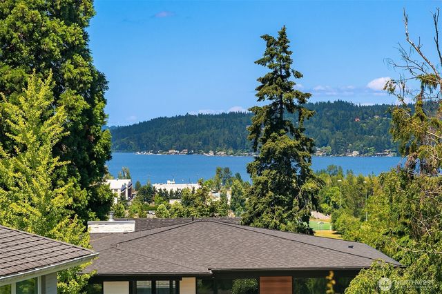 5757 64th Avenue NE, Seattle, WA 98105
