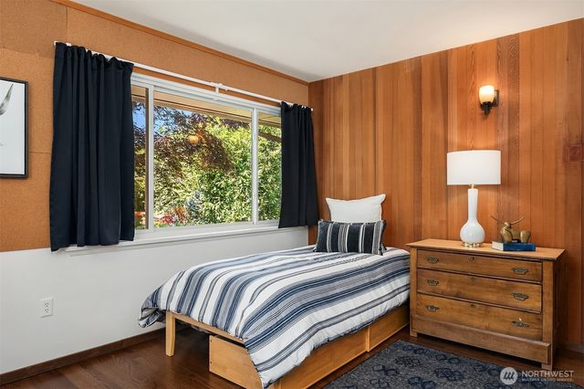 5757 64th Avenue NE, Seattle, WA 98105