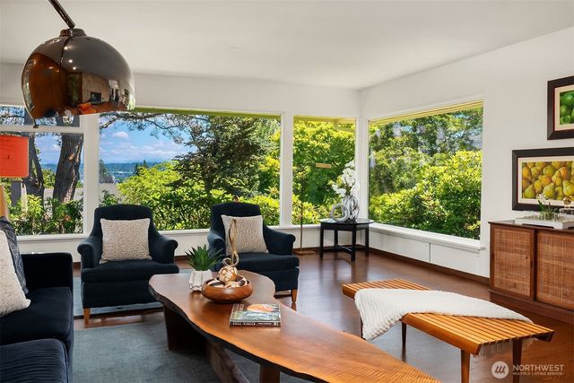 5757 64th Avenue NE, Seattle, WA 98105