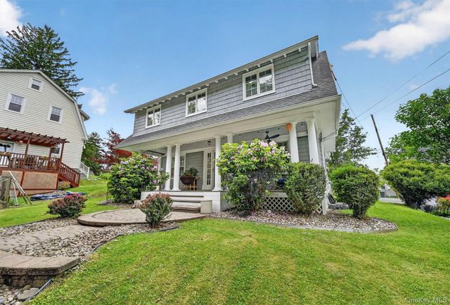 18 Mountain Road, Cornwall On Hudson, NY 12520