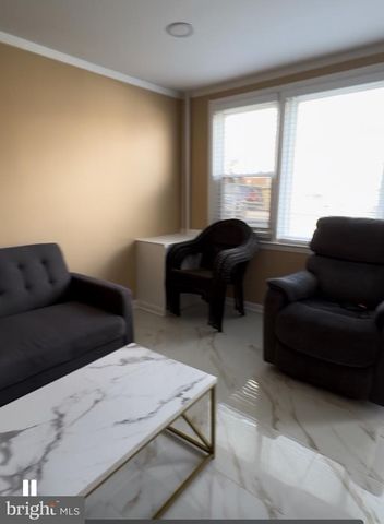 2839 HINSDALE DR, Baltimore, MD 21230