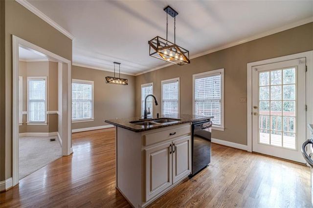 4998 Planters Way, Flowery Branch, GA 30542