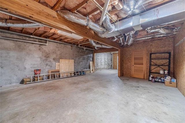 4998 Planters Way, Flowery Branch, GA 30542