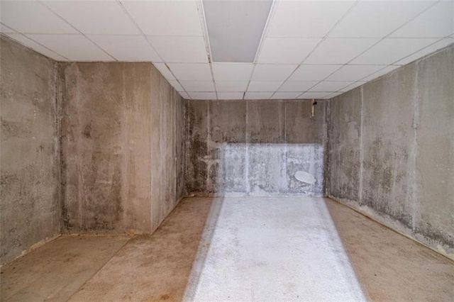 4998 Planters Way, Flowery Branch, GA 30542