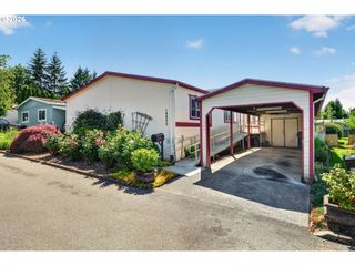 14955 S BLUE VISTA Dr 246, Oregon City, OR 97045