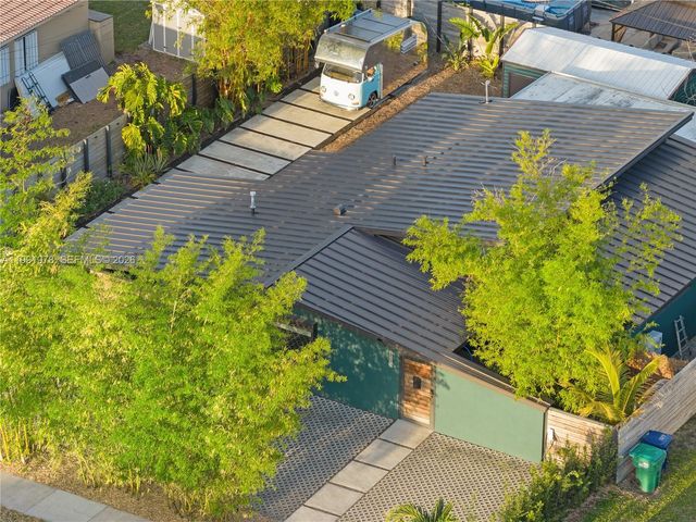 4315 SW 97th Ct, Miami, FL 33165