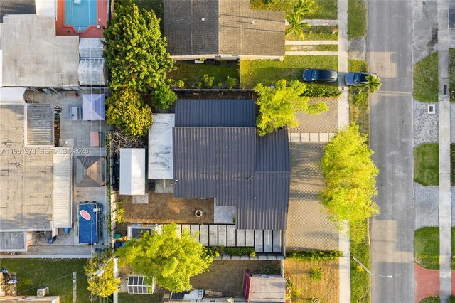 4315 SW 97th Ct, Miami, FL 33165