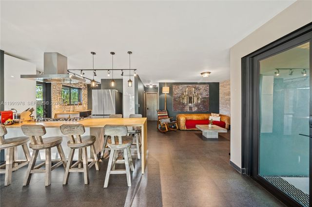 4315 SW 97th Ct, Miami, FL 33165