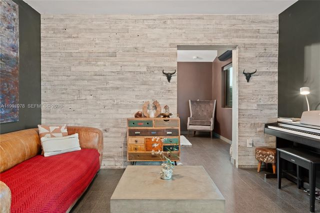 4315 SW 97th Ct, Miami, FL 33165