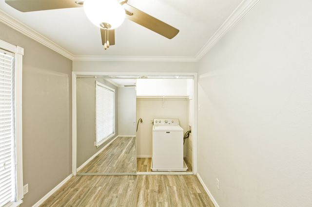 10590 High Hollows Drive 284, Dallas, TX 75230