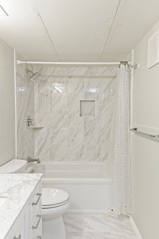 10590 High Hollows Drive 284, Dallas, TX 75230