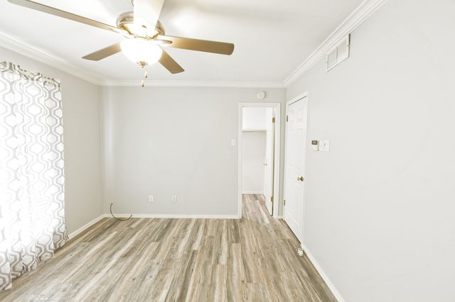 10590 High Hollows Drive 284, Dallas, TX 75230