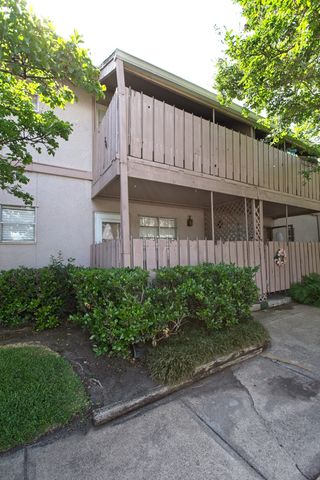 10590 High Hollows Drive 284, Dallas, TX 75230