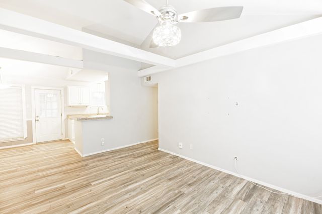 10590 High Hollows Drive 284, Dallas, TX 75230