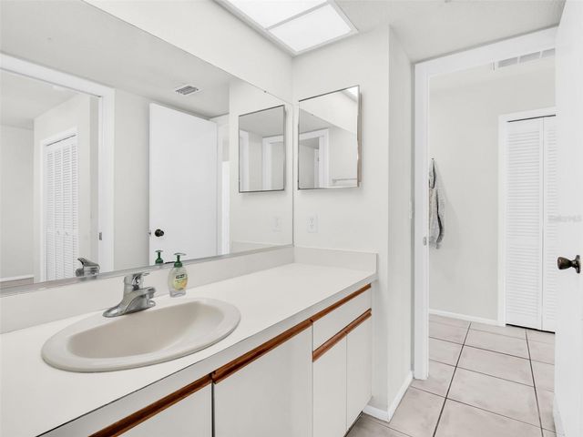 1202 PALM DRIVE, Tarpon Springs, FL 34689