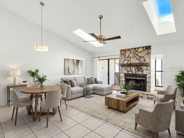 1202 PALM DRIVE, Tarpon Springs, FL 34689