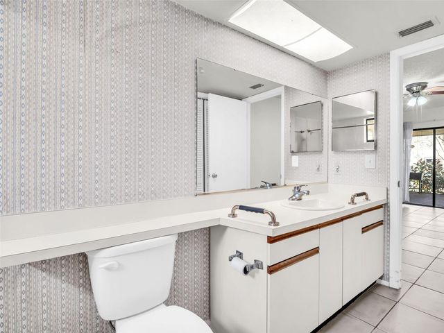 1202 PALM DRIVE, Tarpon Springs, FL 34689