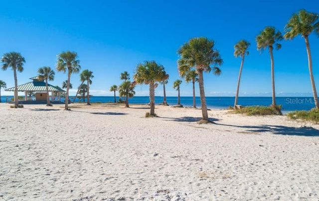 1202 PALM DRIVE, Tarpon Springs, FL 34689