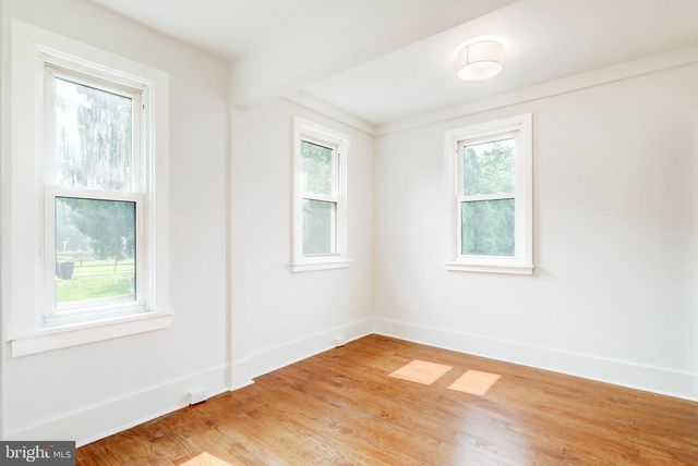 1421 E DERRY RD, Hershey, PA 17033