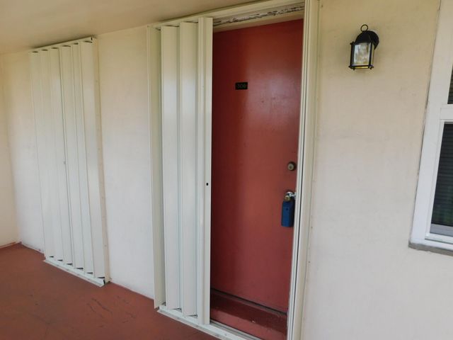 4770 NW 10 Court NW 306, Plantation, FL 33313