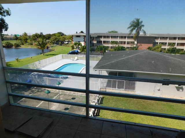 4770 NW 10 Court NW 306, Plantation, FL 33313