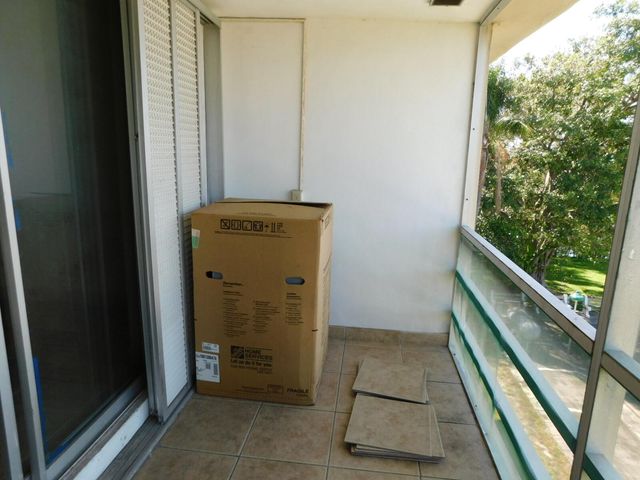 4770 NW 10 Court NW 306, Plantation, FL 33313