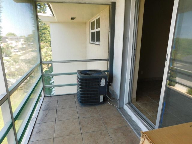 4770 NW 10 Court NW 306, Plantation, FL 33313