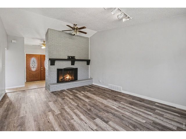 915 White Elm Dr, Loveland, CO 80538