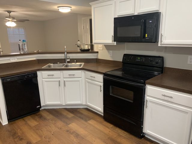 3112 George Buchanan Dr, La Vergne, TN 37086