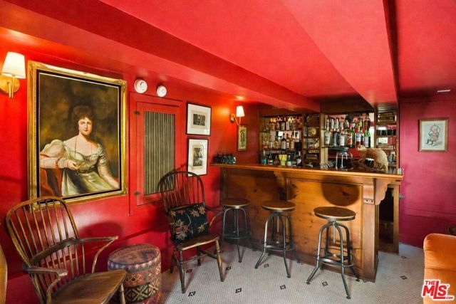 2041 Grace Avenue, Los Angeles, CA 90068