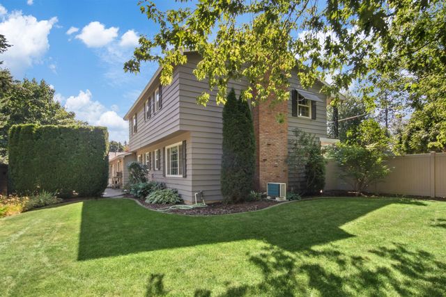 2201 E 42nd Ave, Spokane, WA 99201