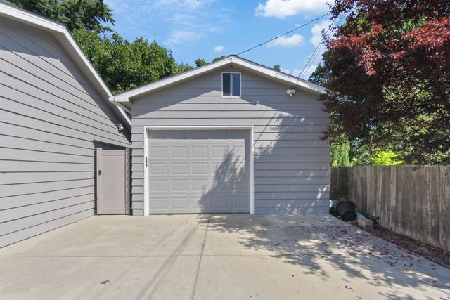 2201 E 42nd Ave, Spokane, WA 99201