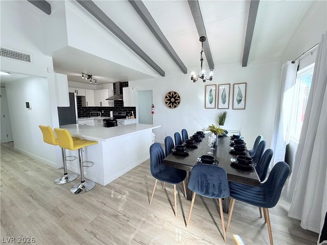 2013 Howard Avenue, Las Vegas, NV 89104