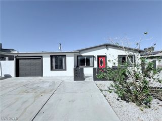 2013 Howard Avenue, Las Vegas, NV 89104