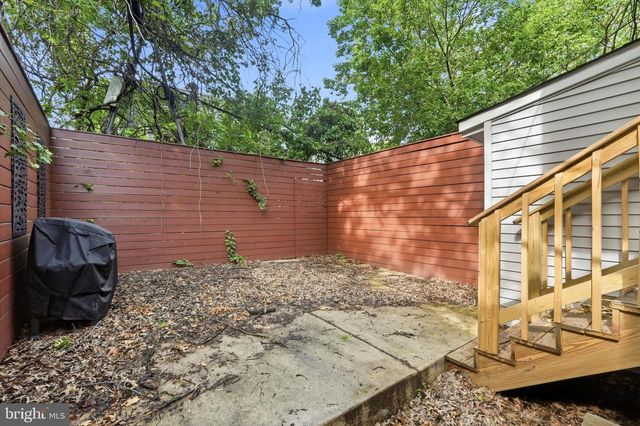 1319 W WYOMING AVE, Philadelphia, PA 19140