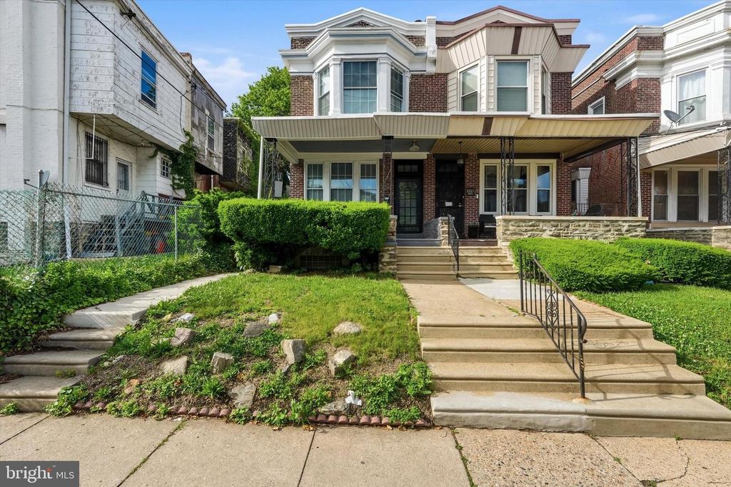 1319 W WYOMING AVE, Philadelphia, PA 19140
