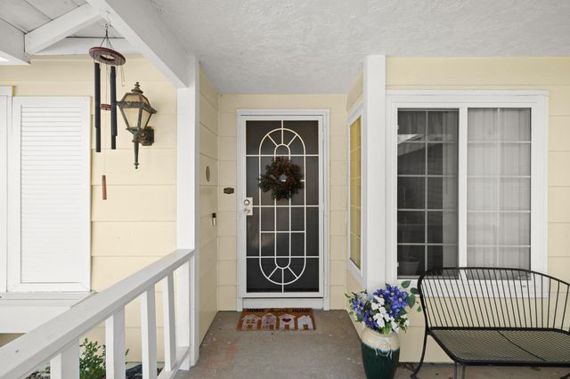 8336 Newbridge Way, Citrus Heights, CA 95610