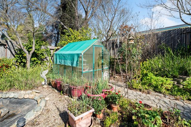 8336 Newbridge Way, Citrus Heights, CA 95610