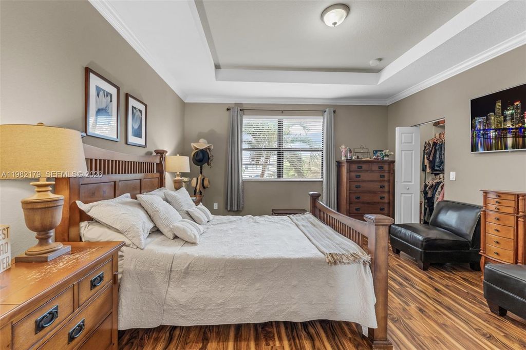 Image 24 of property listing at 11307 SW 238th St, Homestead, FL 33032