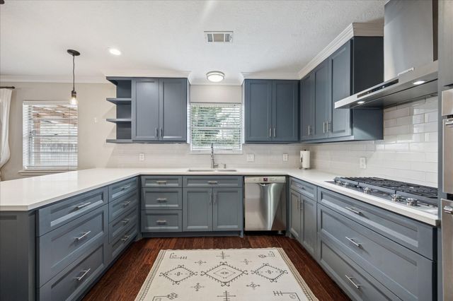 4415 Grass Valley Street, Houston, TX 77018