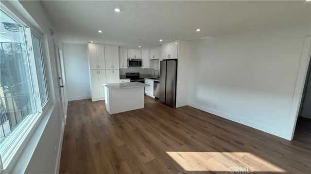 1041 Bennett, Long Beach, CA 90804
