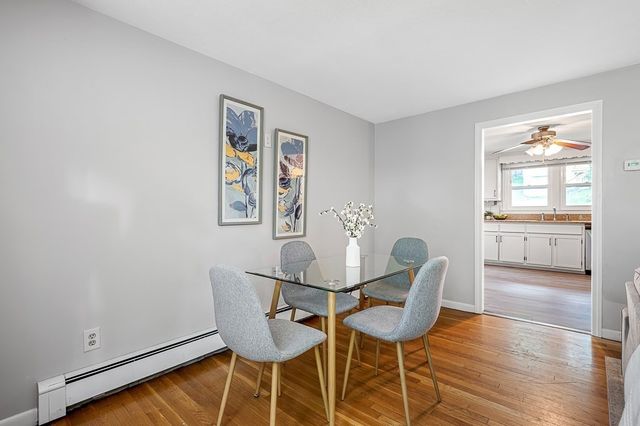 42 Iowa St, Worcester, MA 01602