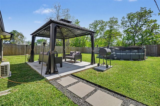 1706 Jane Drive, Pasadena, TX 77502