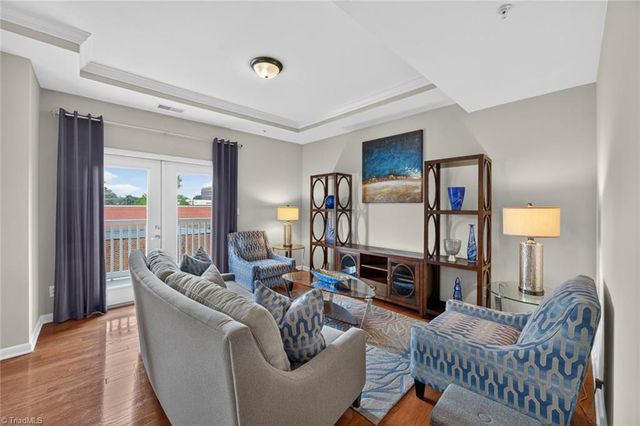 605 W Market Street 206, Greensboro, NC 27401