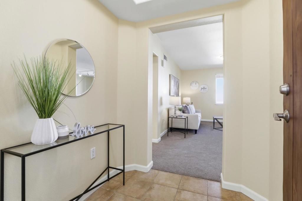 Image 2 of property listing at 809 Auzerais Avenue 322, San Jose, CA 95126
