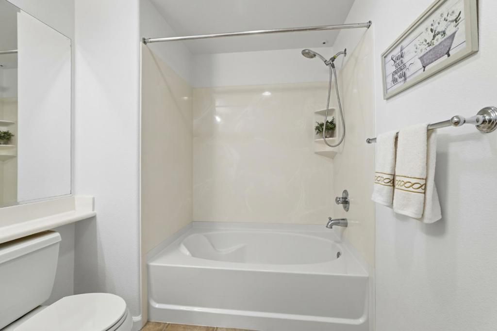 Image 21 of property listing at 809 Auzerais Avenue 322, San Jose, CA 95126