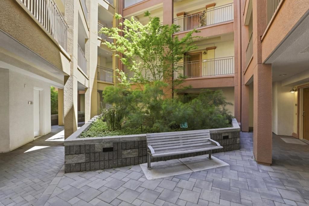 Image 31 of property listing at 809 Auzerais Avenue 322, San Jose, CA 95126