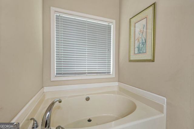 222 Jefferson Walk Circle, Jefferson, GA 30549